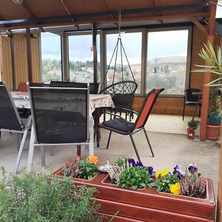 Domboldal Vendeghaz Apartment Noszvaj Bagian luar foto