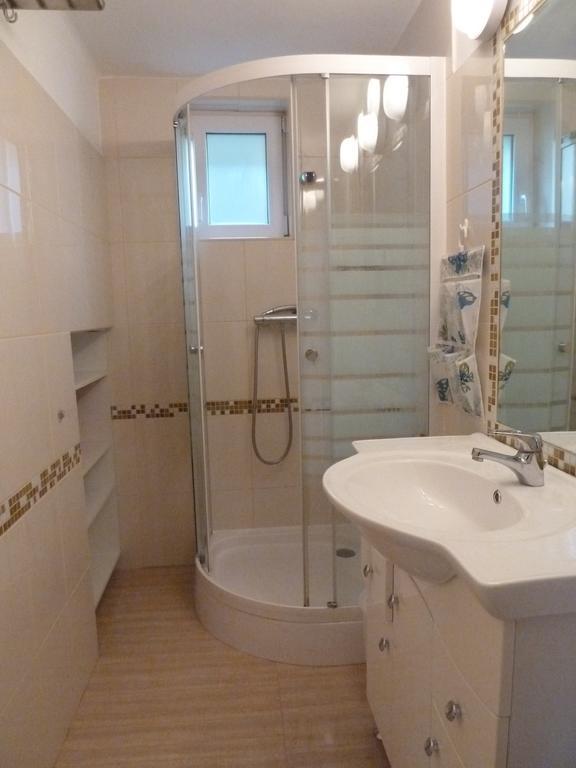 Domboldal Vendeghaz Apartment Noszvaj Ruang foto